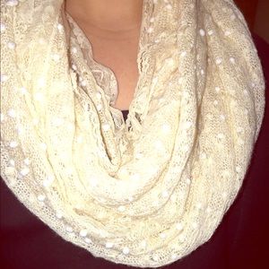 Winter scarf in perfect condition