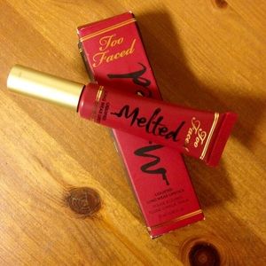 Too Faced Melted Liquid Lipstick ("Melted Berry")