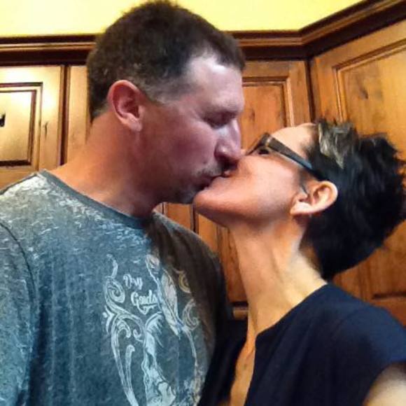 Meet your Posher, Nicole - Picture 1 of 1