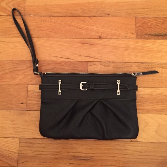 Vera Wang black clutch/wristlet