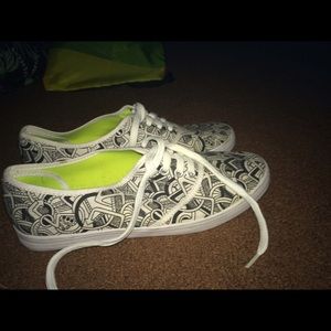 White and black printed look alike vans