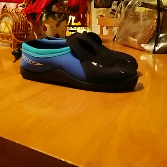 Speedo surf walker swim shoes