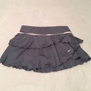 Gray Nike ruffle athletic skirt