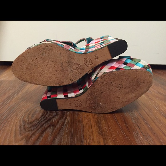 Funky Ribbon Wedges - Picture 4 of 4