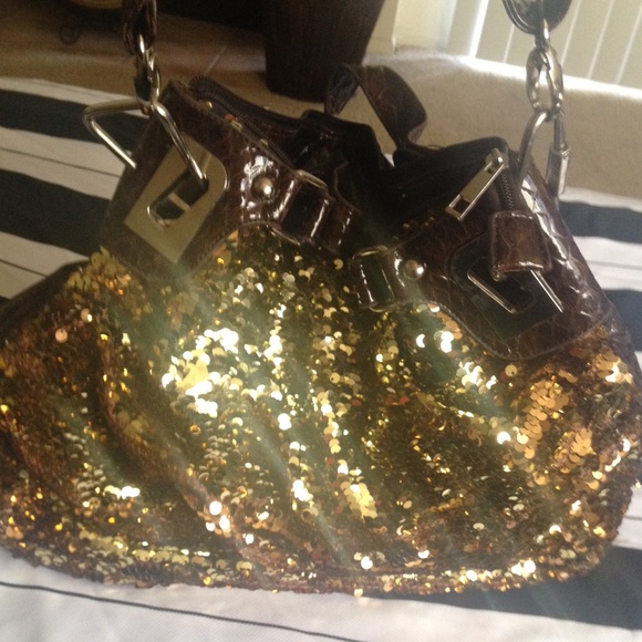 Two toned sequence purse - Picture 4 of 4