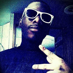 Meet your Posher, Devonte