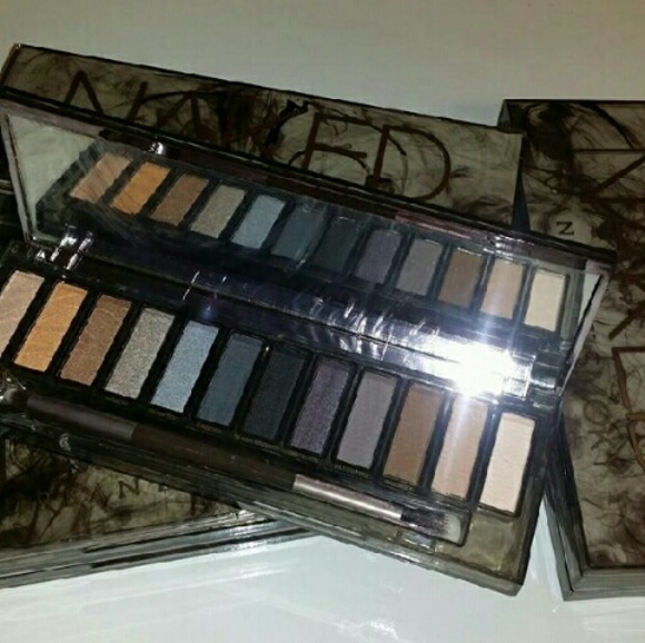 $2.99 ship NOW ☆URBAN DECAY SMOKY SHADOWS☆ ✴NIB✴