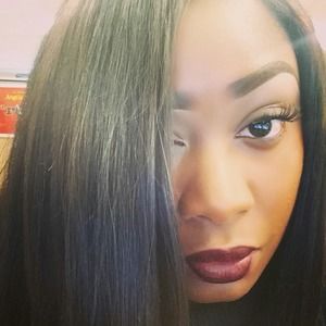 Meet your Posher, Angela