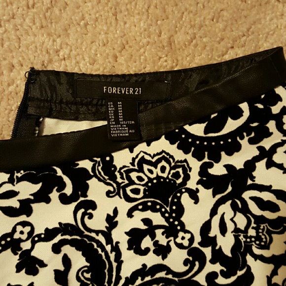 SOLD IN BUNDLE - Picture 4 of 4