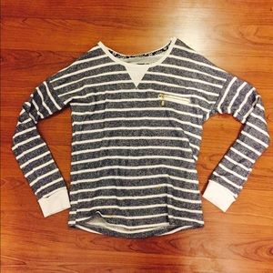 New look, gorgeous striped sweater!