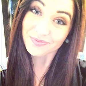 Meet your Posher, Carly