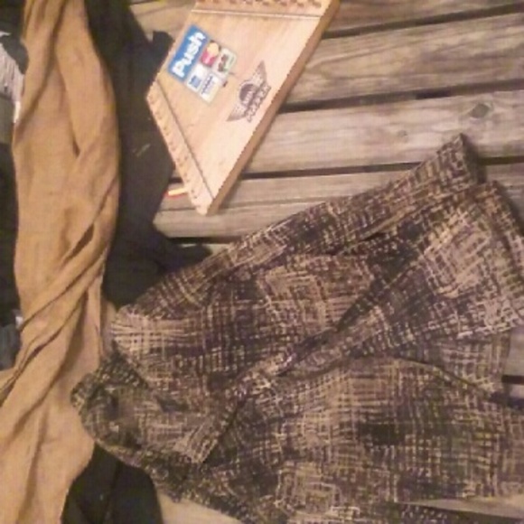 VTG grunge patterned blouse.