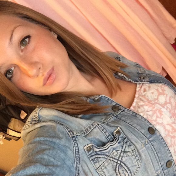 Meet your Posher, Shae - Picture 1 of 1