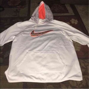 NWOT Nike therma-fit tribal cowl neck hoodie!