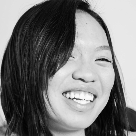 Meet your Posher, Gabby - Picture 1 of 2