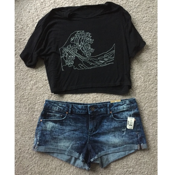 2/$15 NWT Acid Washed Shorty Shorts - Picture 1 of 4