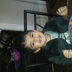 Meet your Posher, Desiree