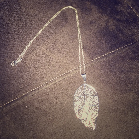Sterling Silver Leaf Pendant with Chain