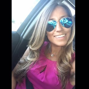 Meet your Posher, Andrea