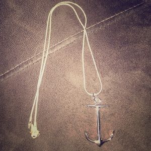 Anchor pendant with lobster clasp chain
