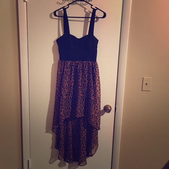 Leopard dress size M - Picture 1 of 1