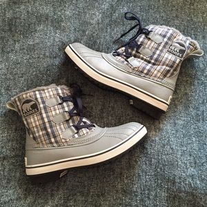 NWOT Sorel Snow Boots!
