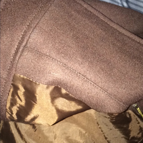 Coat - Picture 4 of 4