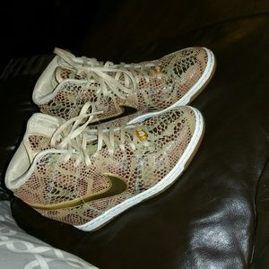 Women nike snake print wedge sneakers