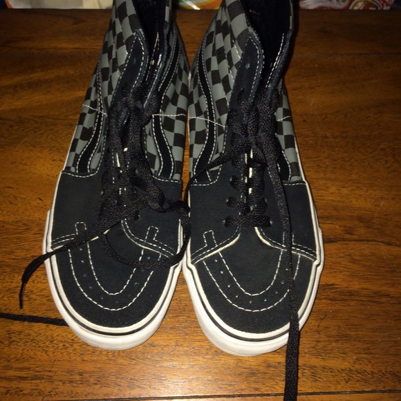 Black and grey checkered vans sk8 his