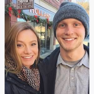 Meet your Posher, Carly