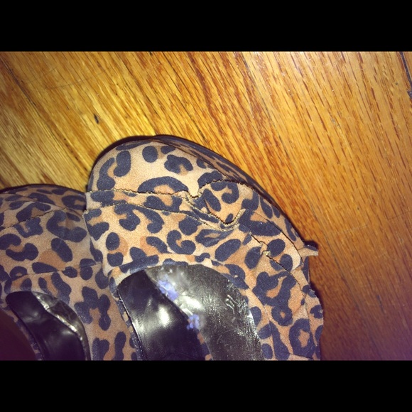 Cheetah heels 50% off - Picture 3 of 3