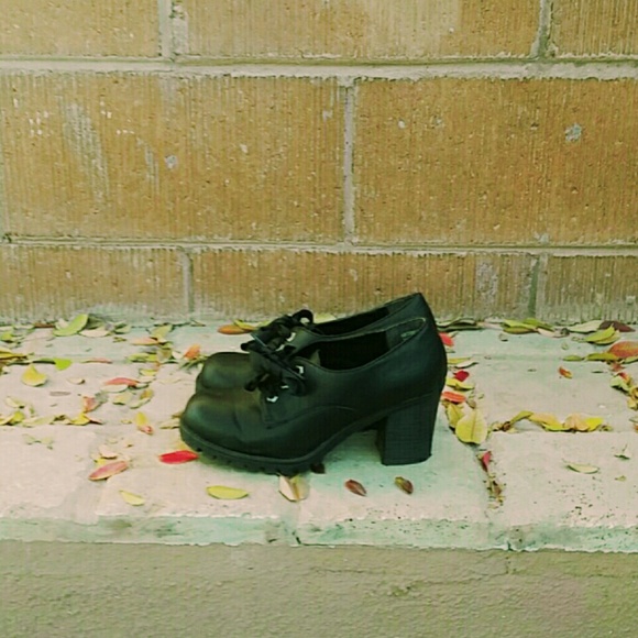 Super cute boots