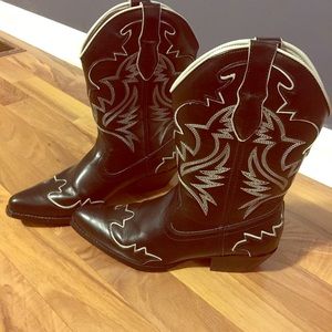 Ariat Black Cowboy Boots