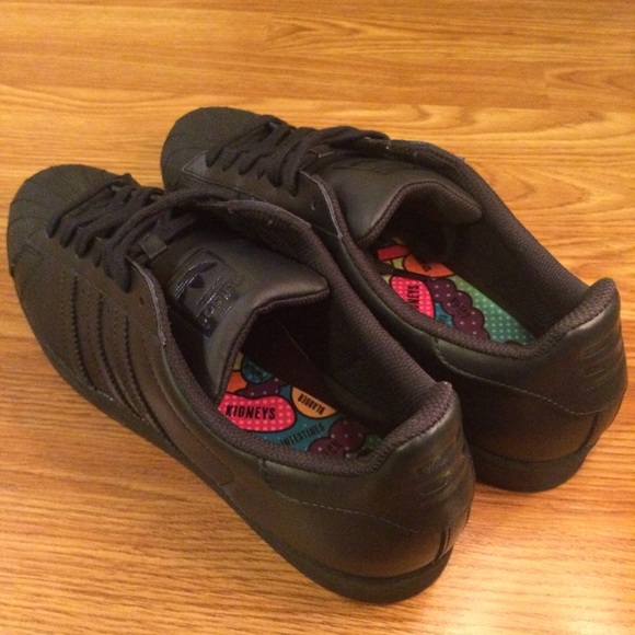 Pharrell Williams Superstar - ADIDAS - Picture 2 of 4