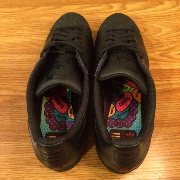 Pharrell Williams Superstar - ADIDAS - Picture 3 of 4