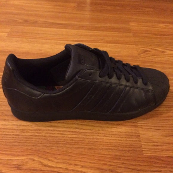 Pharrell Williams Superstar - ADIDAS - Picture 4 of 4