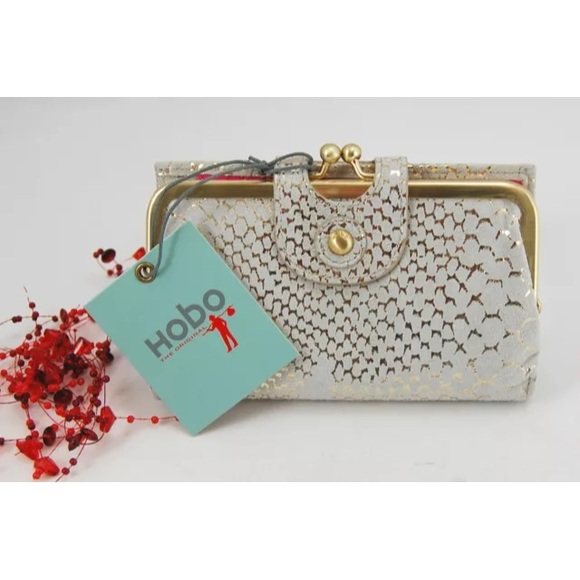 NWT Hobo Alice Gold Filigree Exotic Leather Wallet - Picture 3 of 4