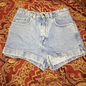 The high waisted cuff shorts
