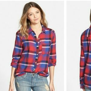 Plaid shirt. Looking to buy this item in a M or L!