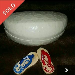 S O L D !!!!!! Authenthic COACH Case!!