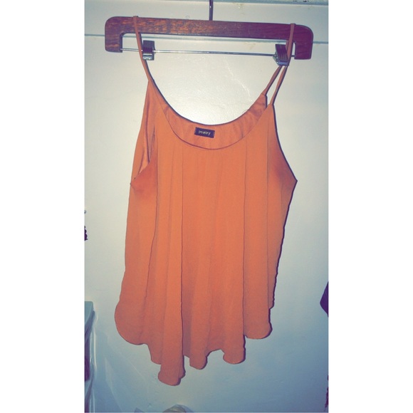 Tank top/ spaghetti strap shirt