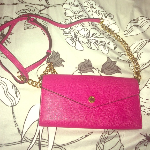 Michael Kors magenta cross body with gold chain