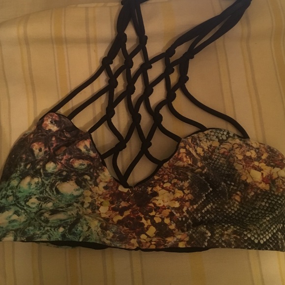 Bikini top