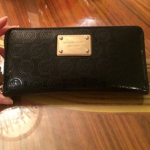 🎄Reduced🎄Michael Kors Wallet