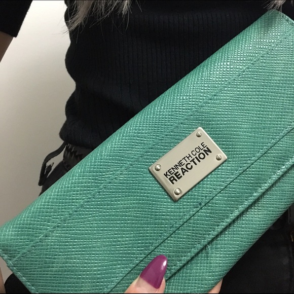 Kenneth Cole Reaction Wristlet