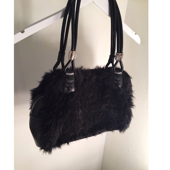 Kathy•Black Fur Handbag