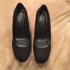 Black Wedge Suede Heels