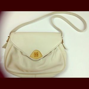 GIVENCHY Paris White shoulder BAG