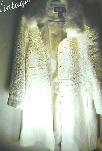 SOLD Marvin Richards White Winter Dressy Coat #1 - Picture 2 of 4