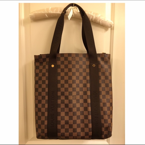 Authentic Louis Vuitton shoulder bag
